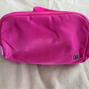HOT PINK!! Lululemon belt bag